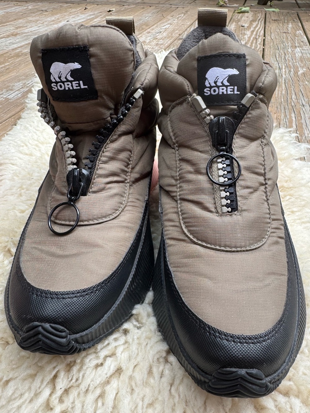 Sorel Out N About Olive Quilted Zip-Front Winter Booties